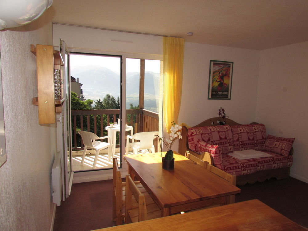 Les Balcons Du Soleil Aparthotel Font-Romeu-Odeillo-Via Exterior foto